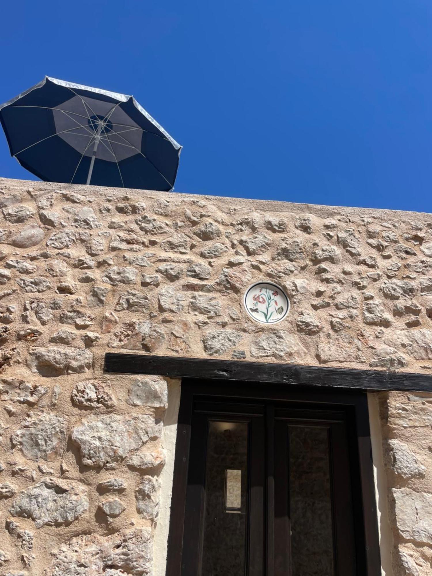 Villetta Erato-Picturesque Studio Chalki Town Exterior photo